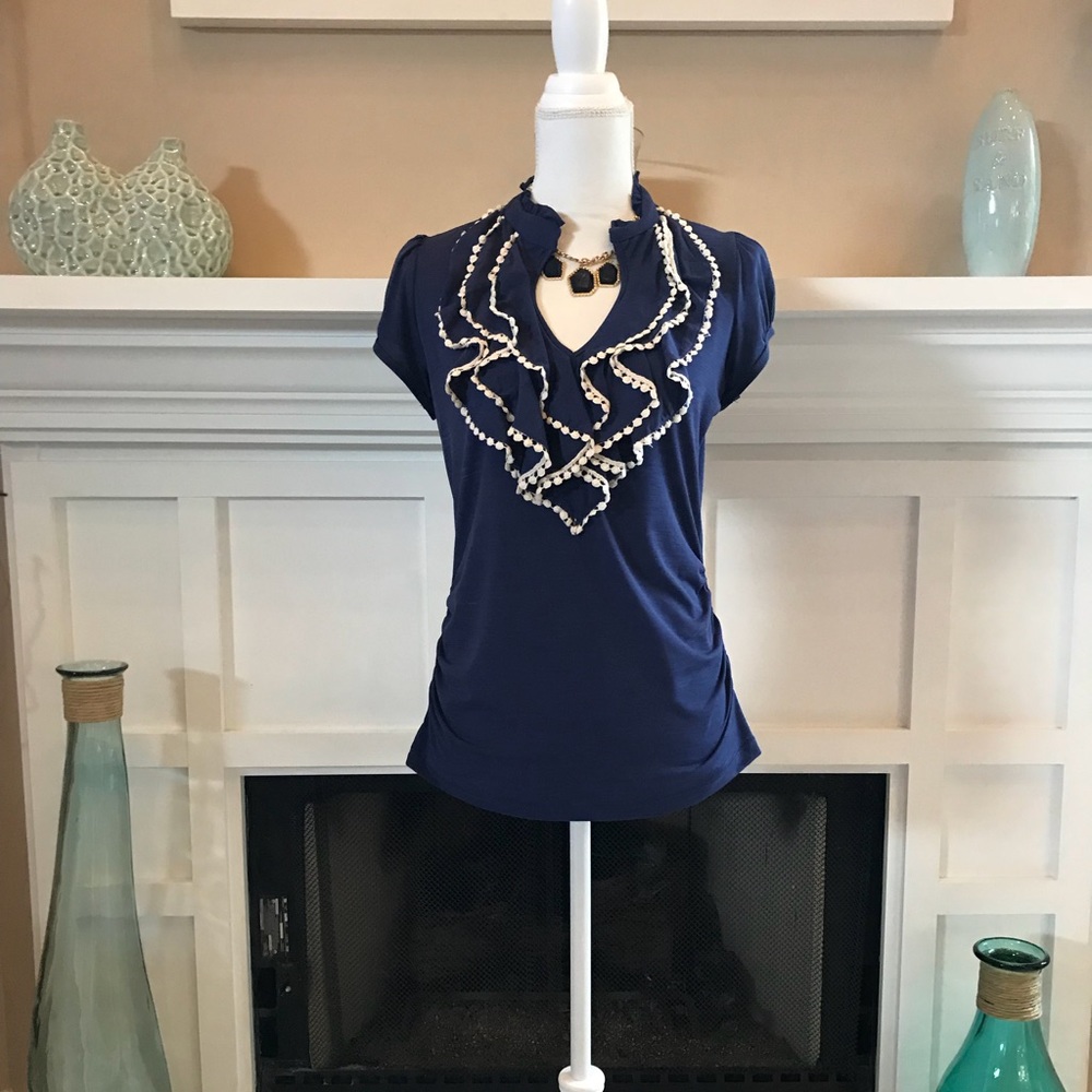 SALE🎉HS Ruffled Front, Key-Hole High Collard Top